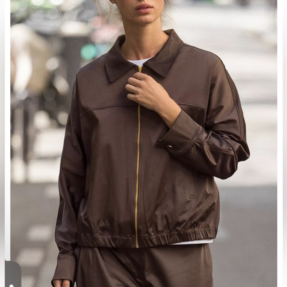 Zara NWT brown satin collared jacket